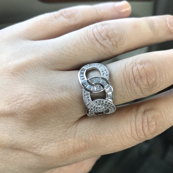 Chain link Ring - Picture 6 of 7